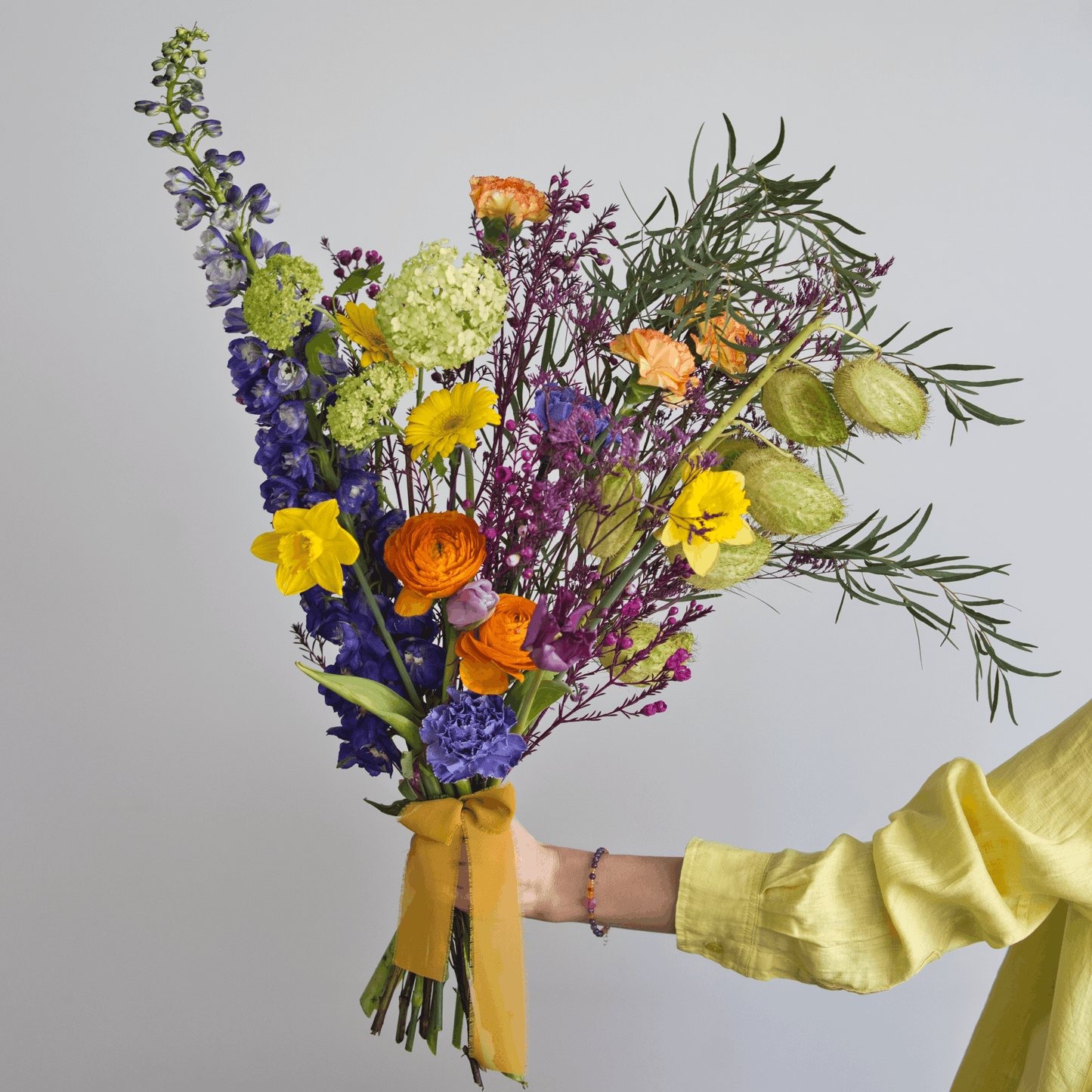 Zestaw "Pani Przebojowa": bukiet+ bransoletka